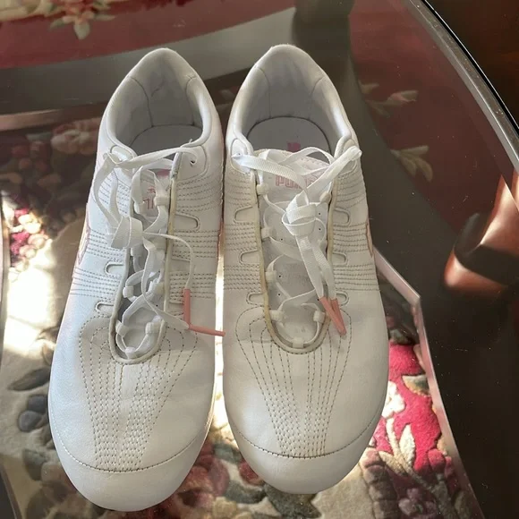 Puma - Picture 4 of 9